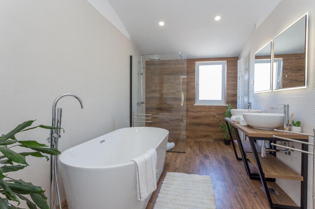 Appartamento Golden View Penthouse Hvar Town Esterno foto