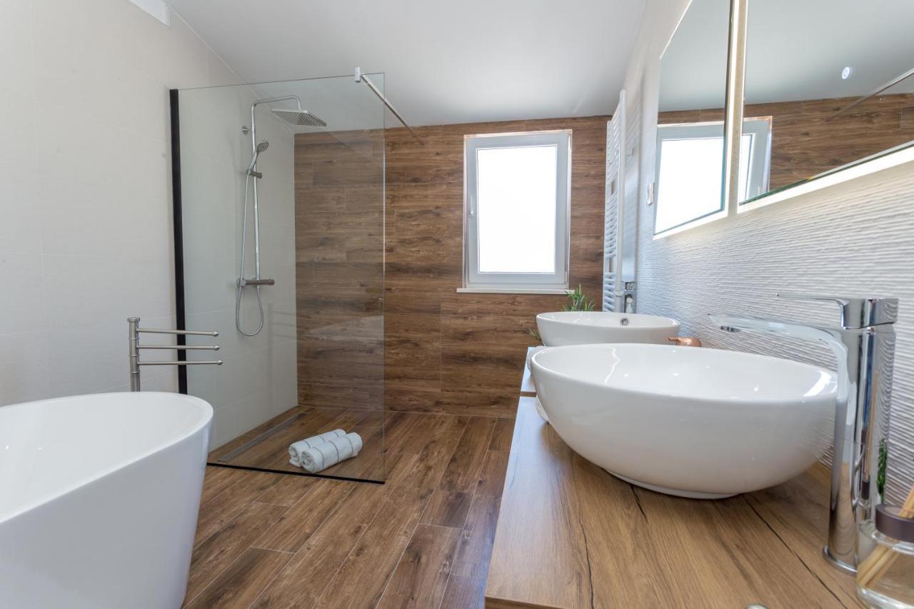 Appartamento Golden View Penthouse Hvar Town Esterno foto