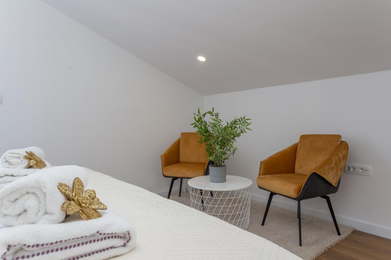 Appartamento Golden View Penthouse Hvar Town Esterno foto